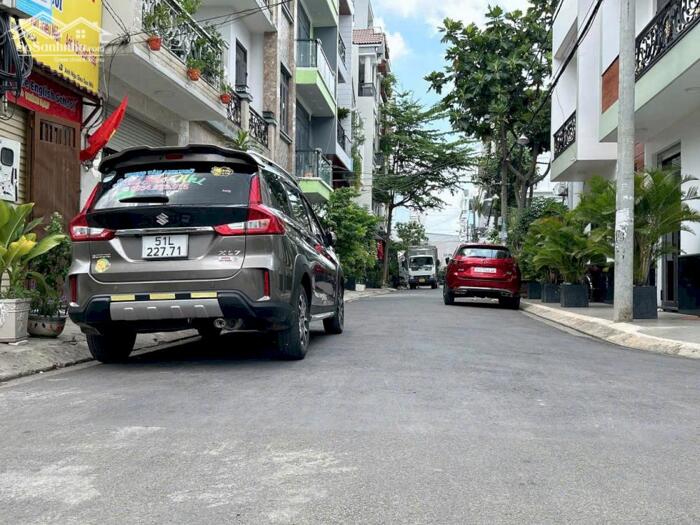 Hình ảnh Bán nhà vị trí đẹp hẻm 106 Cống Lở ngang 8m 120m2 tiện xây mới sát trường học chỉ 12.5 tỷ. 1