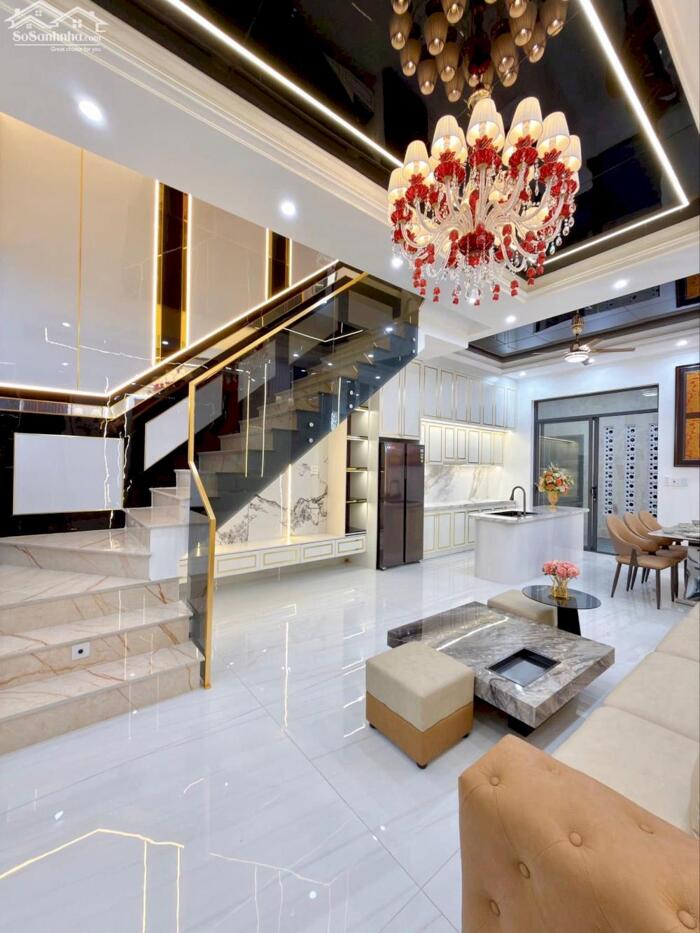 Hình ảnh NHÀ MỚI ĐẸP TRỤC CHÍNH - ĐƯỜNG D1 - HỒNG LOAN 6A - THIẾT KẾ SANG TRỌNG 4