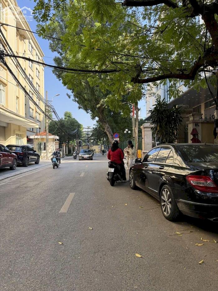 Hình ảnh Bán Nhà Tôn Thất Thiệp Ba Đình 125m2-4T MT6m 2 THOÁNG 68 Tỷ Có Thương Lượng. 5