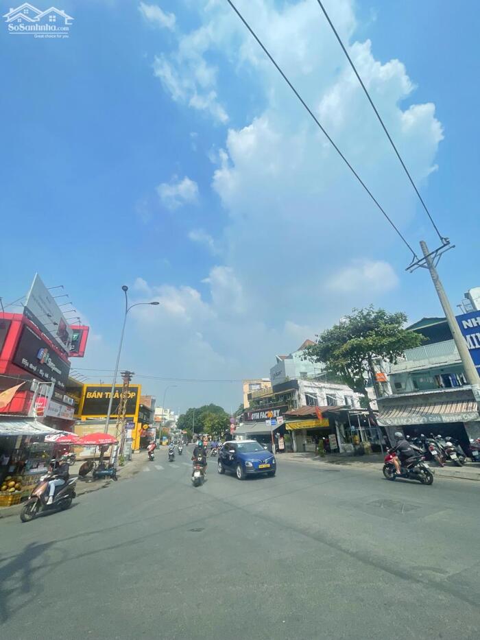 Hình ảnh Hôm nay đi xem vài căn ở Bình Thạnh, vô tình gặp 1 căn khá ổn ở Nơ Trang Long nên chia sẻ lại cho mọi người. 1