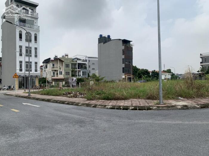 Hình ảnh Nhỉnh 16 tỷ đất phân lô vỉa hè, vừa dư địa phát triển vừa định cư đều được, gần hồ 30ha chỉ vài bước chân 1