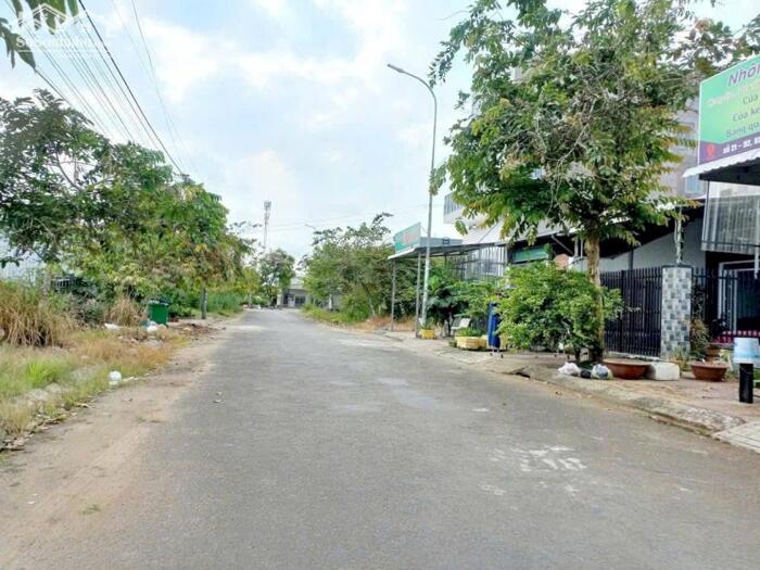 Hình ảnh Bán Nền giá tốt 100m2 đường 16 B2 KDC Tân Phú, Phường Hưng Phú, Cần Thơ. 1