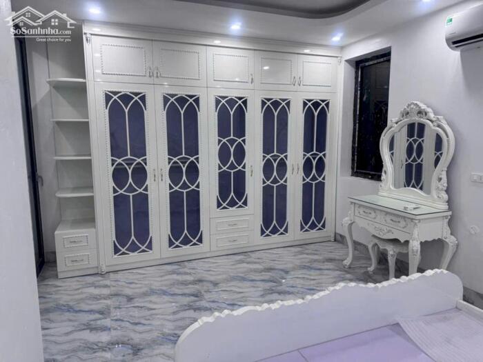 Hình ảnh Cho thuê nhà 5 tầng đường Trần phú, Vĩnh yên 2