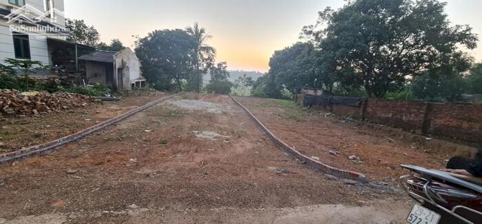 Hình ảnh Bán đất Hồ Sơn - Tam Đảo. sẵn vài lô 100- 320m2. Cạnh tt thị trấn Hợp châu 3