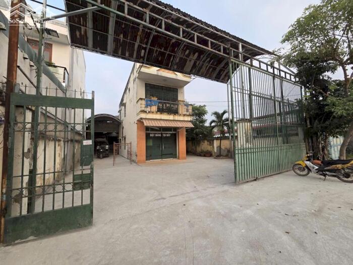 Hình ảnh Chính Chủ Cho Thuê Nhà Xưởng Quận 12. Dt: 950m Xe Conatainer Giáp GV 0