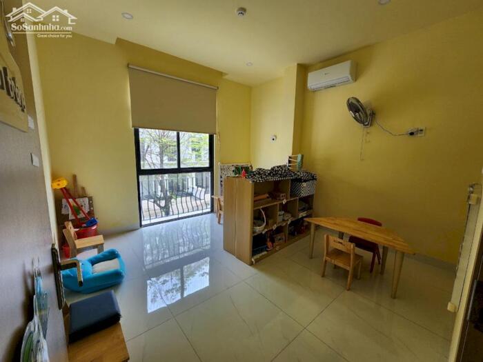 Hình ảnh Nhà phố Vinhomes Grand Park cho thuê– 5 tầng– thang máy– diện tích lớn 162m2 giá tốt nhất tháng 12 1