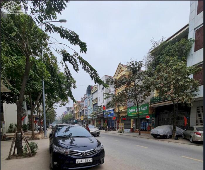 Hình ảnh Cho thuê nhà 3 tầng 3pn phố Bà triệu, Liên bảo, Vĩnh yên. 5