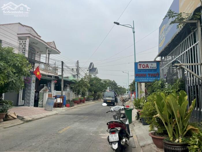 Hình ảnh Căn Nhà 4x20(80m2) Nguyễn Văn Cừ, Trung Tâm LaGi Giá Ngộp 0