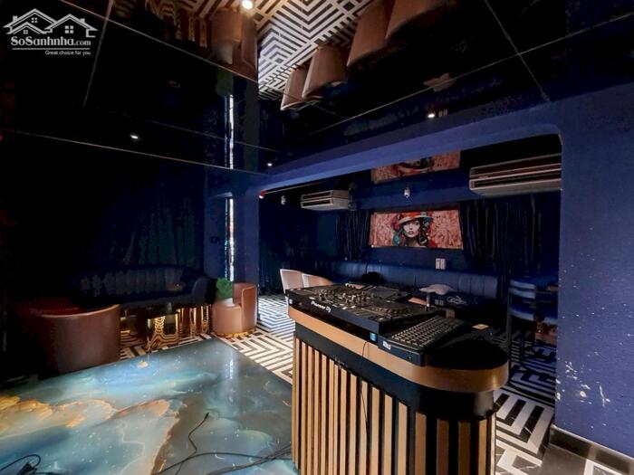 Hình ảnh Mặt Tiền 11M Lạc Long Quân Vườn Đào 145M2 76 Tỷ- ô tô tránh dừng 1