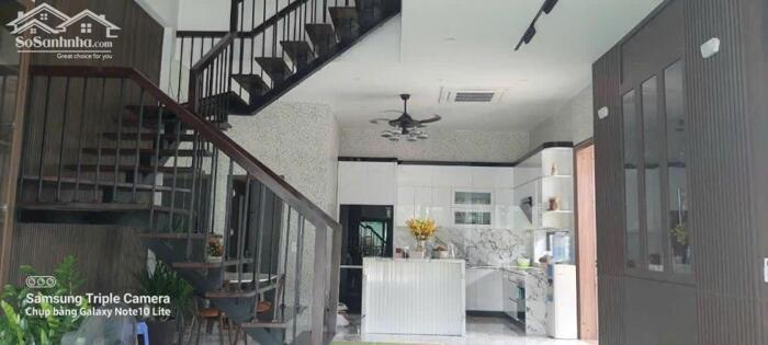 Hình ảnh Bán LÔ GÓC khu đấu giá Cự Khối đường 15m, tặng nhà 3,5 tầng mới đầy đủ công năng sử dụng 3