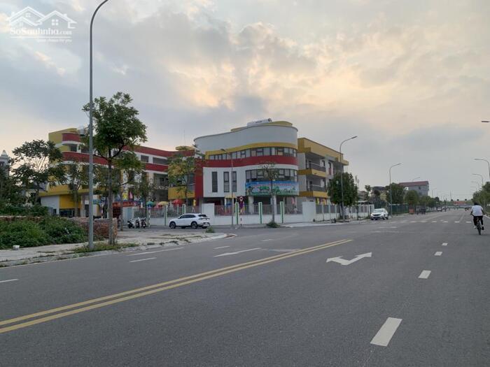 Hình ảnh Bán LÔ GÓC khu đấu giá Cự Khối đường 15m, tặng nhà 3,5 tầng mới đầy đủ công năng sử dụng 1