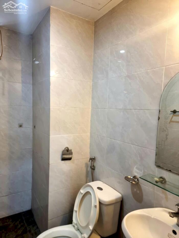 Hình ảnh cho thuê chung cư CT5B Mễ Trì Thượng, 87m, 2 phòng ngủ, đồ cơ bản 11 triệu 2