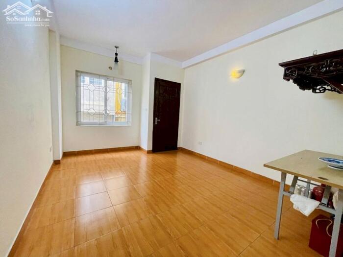 Hình ảnh Bán nhà Nguyễn Đình Hoàn, Cầu Giấy, 45m2 x 5 tầng, 6PN, 2 Thoáng, Ngõ Nông, Giá 13.99 Tỷ 4