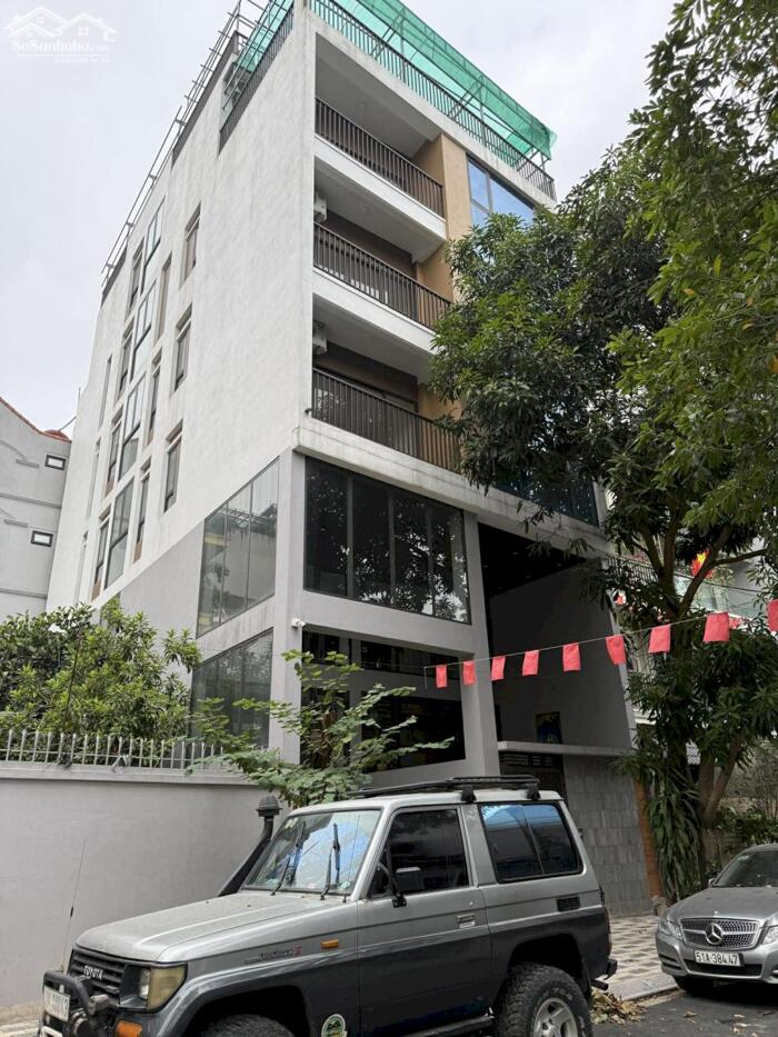 Hình ảnh Bán Nhà P/Lô Xuân Diệu Tây Hồ 140m2-7T MT8m Ô Tô Đỗ Cửa 54 Tỷ Có Thương Lượng. 1