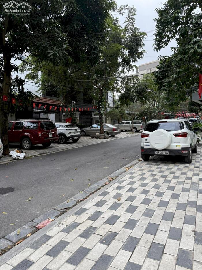 Hình ảnh Bán Nhà P/Lô Xuân Diệu Tây Hồ 140m2-7T MT8m Ô Tô Đỗ Cửa 54 Tỷ Có Thương Lượng. 0