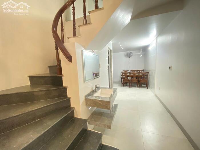 Hình ảnh CHO THUÊ NGUYÊN CĂN NHÀ MÊ LINH – MỚI SỬA ĐẸP 2