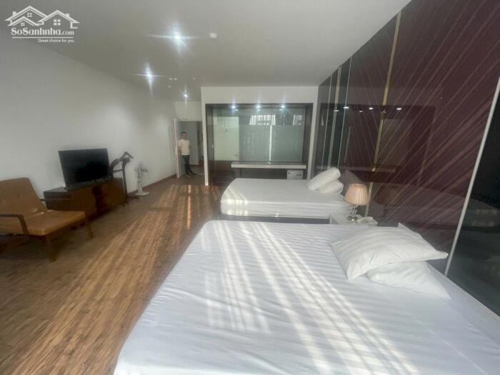 Hình ảnh Cho thuê toà khách sạn trung tâm phố Văn Cao siêu đỉnh giá bình dân 6