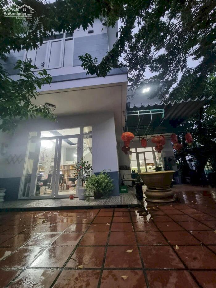 Hình ảnh Mình cần bán nhà 2 tầng rộng 150m có sân vườn , kiệt 3m tại Trần Quang Khải , Sơn Trà , Đà Nẵng ⭐⭐⭐⭐ 0