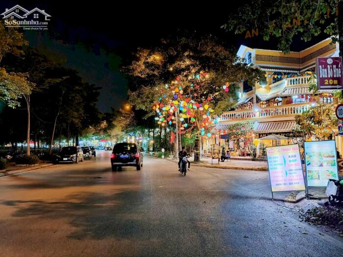 Hình ảnh BIỆT THỰ THÀNH PHỐ GIAO LƯU – VIEW HỒ – TRỤC ĐƯỜNG CHÍNH KINH DOANH – 2 MẶT ĐƯỜNG 2