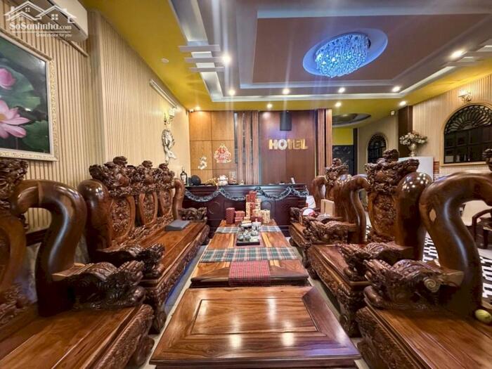 Hình ảnh Bán KS 3 sao MTKD gần Thống Nhất ngang 8m 200m2 16PN DT 180tr 5 lầu mới gần Lotte 38 tỷ. 1