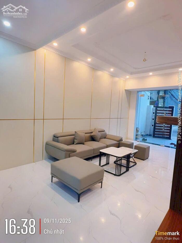 Hình ảnh Bán nhà 4 tầng ngõ thông Lực Hành, Ngô Gia Tự oto qua lại đỗ cửa 1