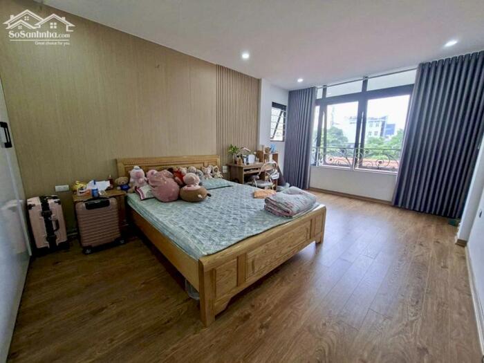 Hình ảnh Bán Nhà Nguyễn Lương Bằng, Đống Đa - 33m x 6 Tầng, 4PN, Cách phố 30m, Sổ Đỏ, 15 Tỷ 3