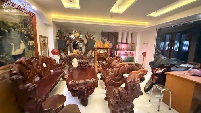 Hình ảnh Giảm mạnh 4 tỷ nhà hẻm 1122 Quang Trung 5 lầu ngang 5.8m 90m2 có T.máy gần Emart 14 tỷ. 0