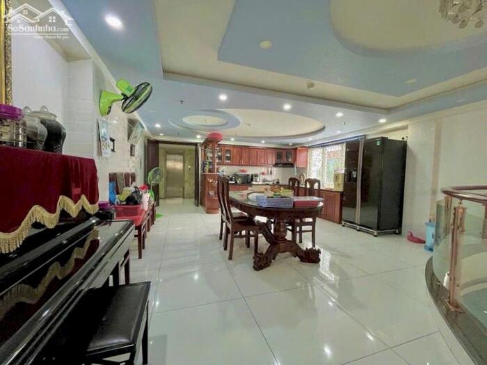 Hình ảnh Giảm mạnh 4 tỷ nhà hẻm 1122 Quang Trung 5 lầu ngang 5.8m 90m2 có T.máy gần Emart 14 tỷ. 1