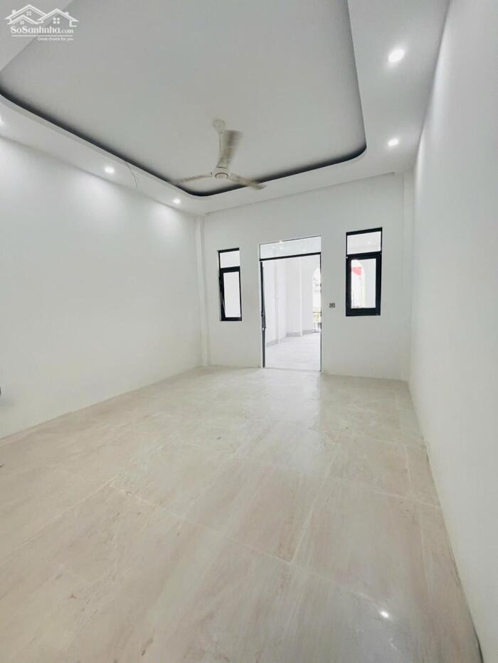 Hình ảnh CHO THUÊ NHÀ TRỆT 2 LẦU MỚI 100% – VỊ TRÍ ĐẸP KDC HƯNG PHÚ, CẦN THƠ | GIÁ 16 TRIỆU 7