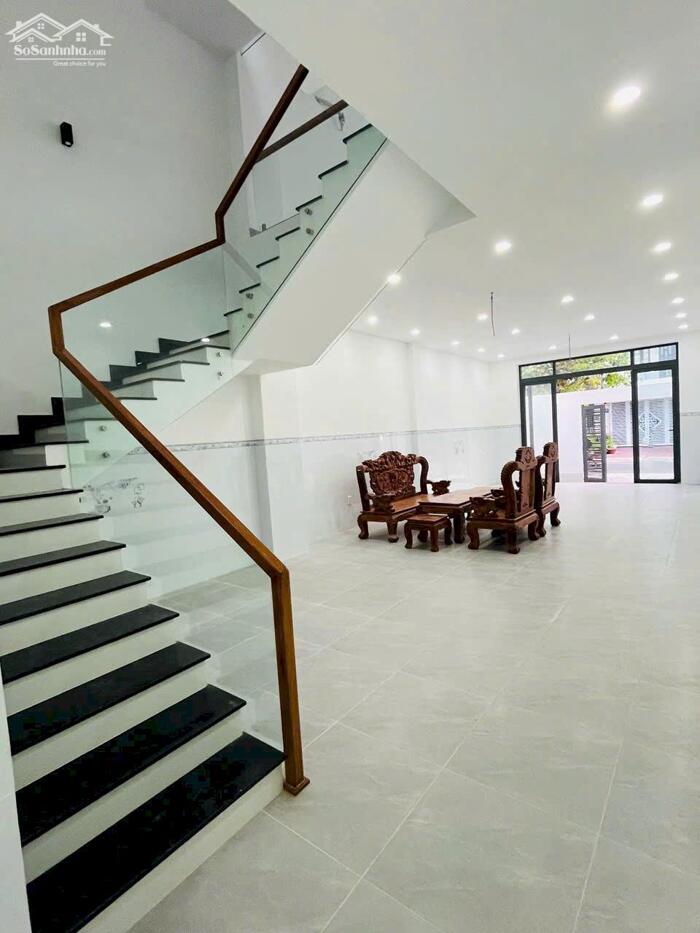 Hình ảnh CHO THUÊ NHÀ TRỆT 2 LẦU MỚI ĐẸP – CÓ NỘI THẤT KDC 586, CẦN THƠ | GIÁ 12 TRIỆU/THÁNG 5