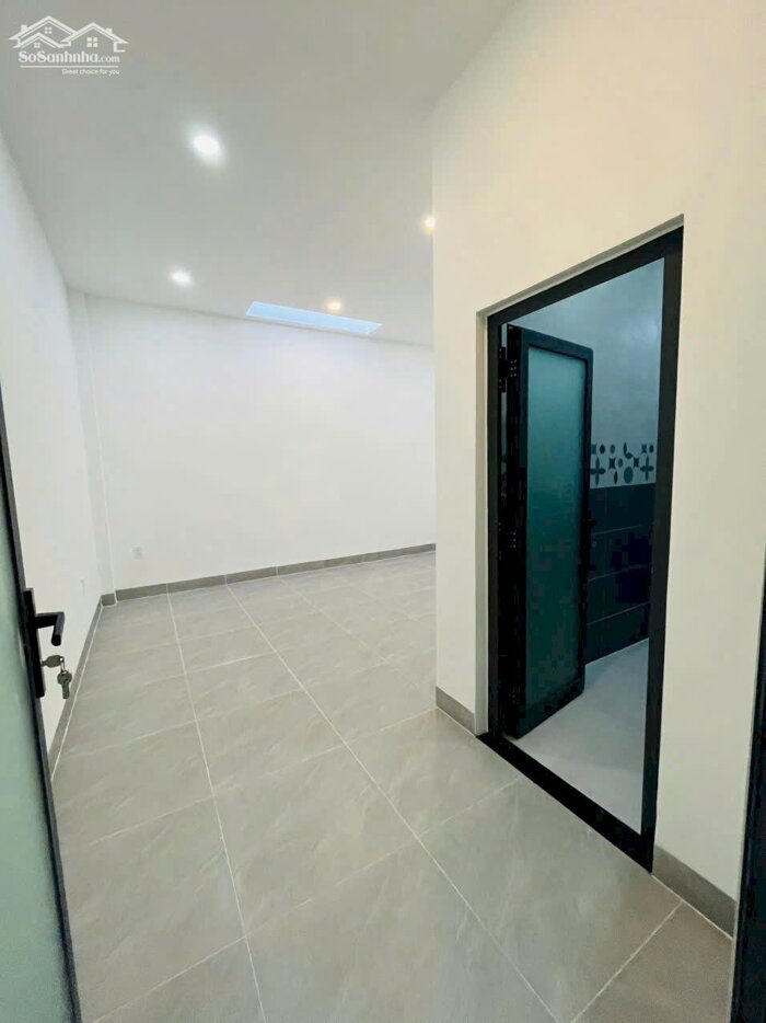 Hình ảnh CHO THUÊ NHÀ TRỆT 2 LẦU MỚI ĐẸP – CÓ NỘI THẤT KDC 586, CẦN THƠ | GIÁ 12 TRIỆU/THÁNG 8