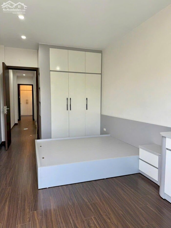 Hình ảnh Bán nhà 40M² 6T thang máy - Kề cổng liên cấp Phenikaa – Khu TĐC Tu Hoàng, Ngã tư Nhổn 3