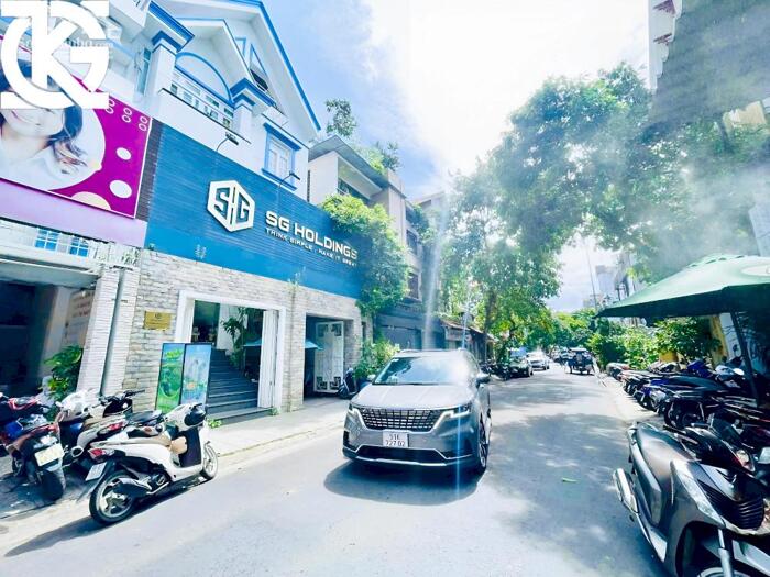 Hình ảnh Cho Thuê Nhà Mặt Tiền: 163 Hoa Lan - Quận Phú Nhuận - 8x18m 2