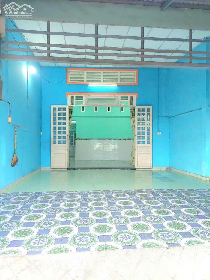 Hình ảnh Cho thuê nhà cấp 4 mặt tiền Thới Tam Thôn 15-Hóc Môn.Dt 5,5x20~gác lững~6tr 2