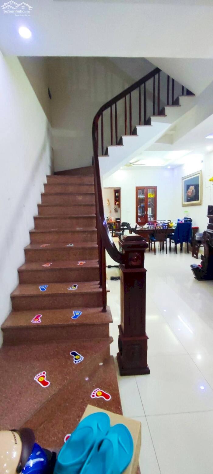 Hình ảnh Bán nhà Võ Chí Công 68m2 vị trí đẹp cách oto 25m có ô chờ thang máy 12.5 tỷ 1