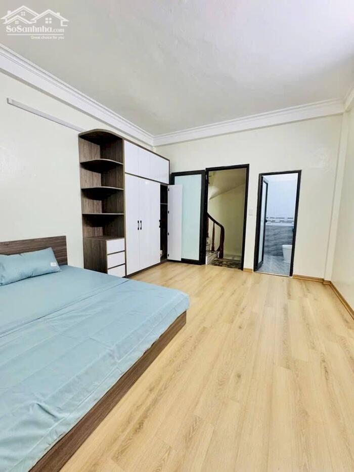 Hình ảnh Bán Nhà Ngõ 12 Việt Hưng, Long Biên 33m2, 5T giá 6,5 tỷ (ô tô cách nhà 25m) 2