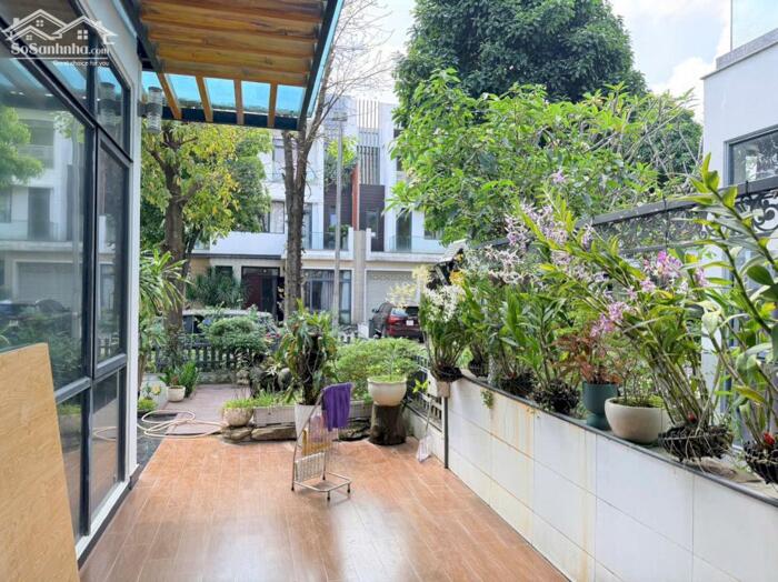 Hình ảnh BDS HVL [NC] CHO THUÊ J3 LUCASTA Q9 Biệt thự LUCASTA KHANG ĐIỀN cần cho thuê 2