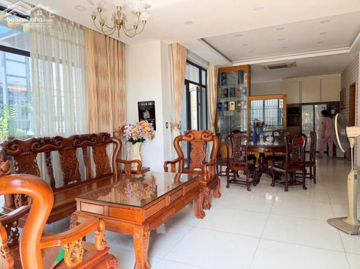 Hình ảnh BDS HVL [NC] CHO THUÊ J3 LUCASTA Q9 Biệt thự LUCASTA KHANG ĐIỀN cần cho thuê 7