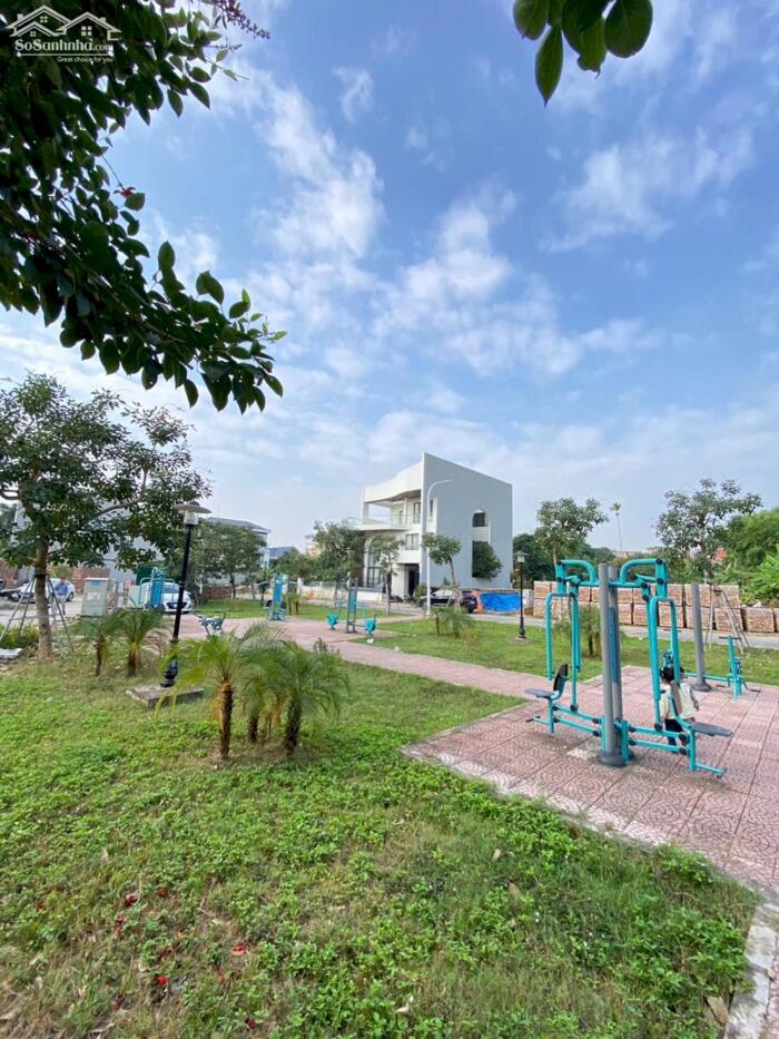 Hình ảnh Bán lô 100m2 view vườn hoa đấu giá Bảo Sơn, Liên Bảo sẵn sổ lh_0987673102 2
