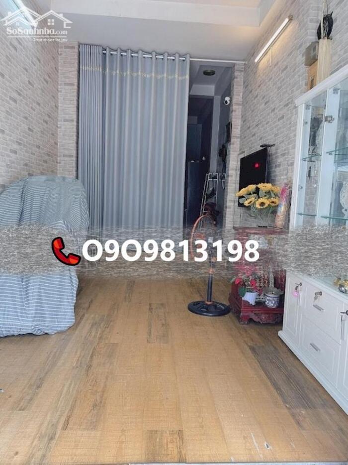 Hình ảnh ️️️Nhà Đẹp Đón Tết Trung Tâm Quận 1 SHR Ở Ngay.️️️ 0