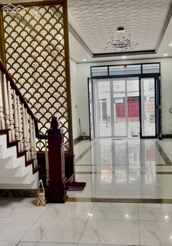 Hình ảnh 20 triệu - CHO THUÊ hoặc BÁN NHÀ 4 TẦNG, KỀ GÓC NGÃ BA ĐÈN XANH ĐỎ NGUYÊN VĂN CỪ (Đầu KHU HỒNG PHÁT) 3