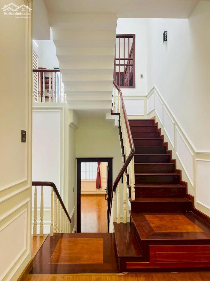 Hình ảnh 20 triệu - CHO THUÊ hoặc BÁN NHÀ 4 TẦNG, KỀ GÓC NGÃ BA ĐÈN XANH ĐỎ NGUYÊN VĂN CỪ (Đầu KHU HỒNG PHÁT) 12