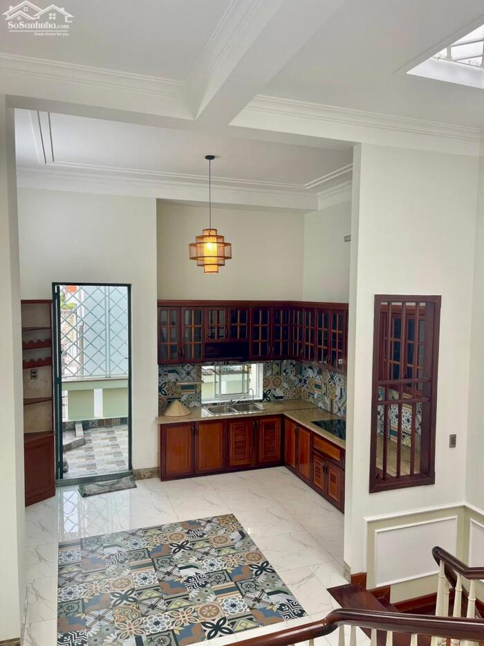 Hình ảnh 20 triệu - CHO THUÊ hoặc BÁN NHÀ 4 TẦNG, KỀ GÓC NGÃ BA ĐÈN XANH ĐỎ NGUYÊN VĂN CỪ (Đầu KHU HỒNG PHÁT) 19