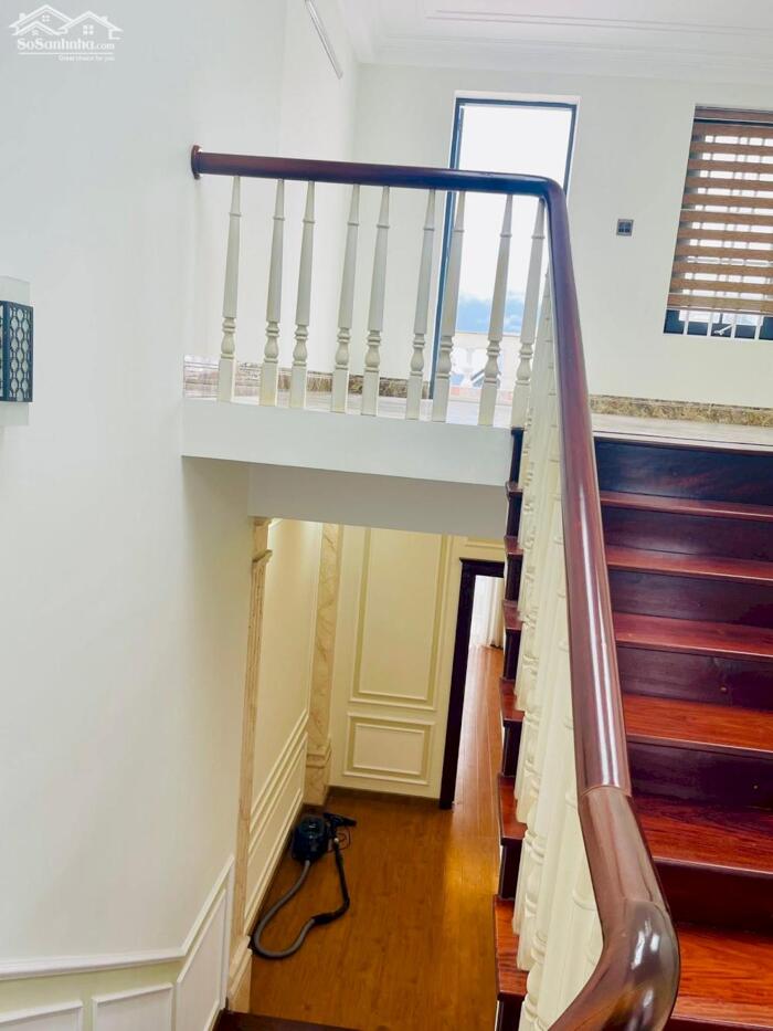 Hình ảnh 20 triệu - CHO THUÊ hoặc BÁN NHÀ 4 TẦNG, KỀ GÓC NGÃ BA ĐÈN XANH ĐỎ NGUYÊN VĂN CỪ (Đầu KHU HỒNG PHÁT) 16