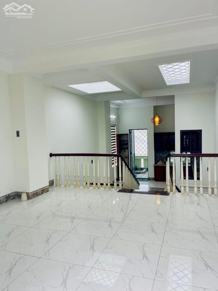 Hình ảnh 20 triệu - CHO THUÊ hoặc BÁN NHÀ 4 TẦNG, KỀ GÓC NGÃ BA ĐÈN XANH ĐỎ NGUYÊN VĂN CỪ (Đầu KHU HỒNG PHÁT) 22