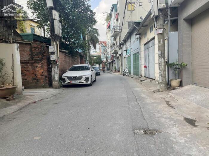 Hình ảnh Bán 80m đất thổ cư cạnh đấu giá X3 Đồng Phan tổ 16 Thạch Bàn giá chỉ 12,5 tỷ ô tô 7 chỗ vào nhà 1