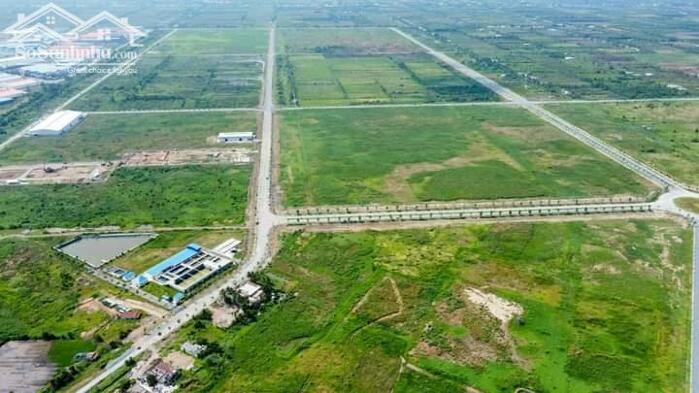 Hình ảnh Bán đất xây dựng xưởng 30.000m2 KCN Châu Đức, Huyện Châu Đức, BRVT 1