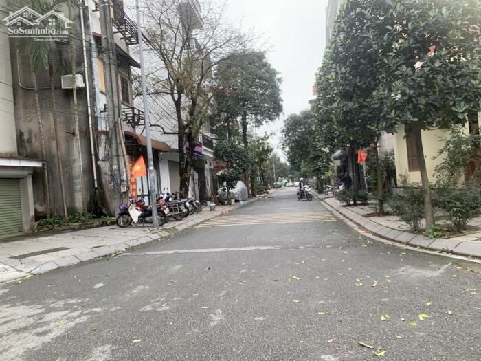 Hình ảnh Bán gấp 73,6m đất đấu giá tổ 13 Thượng Thanh, gần THPT Lý Thường Kiệt 1