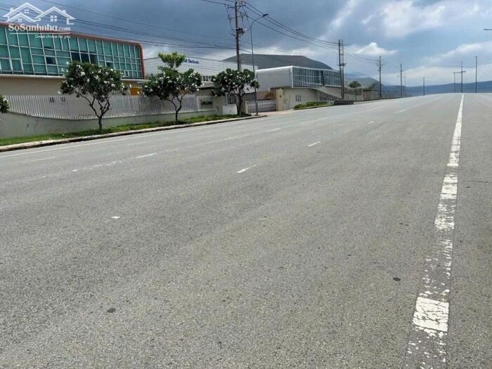 Hình ảnh Cho thuê nhà xưởng 8.000m2 mới 100% giá chỉ 936 triệu/th. KCN Trảng Bom- Đồng Nai 3