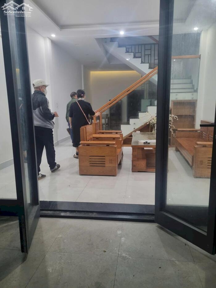 Hình ảnh Bán nhà 2 tầng kiệt Phan Bá Phiến ( Vị trí cách biển đúng 200M ) 3